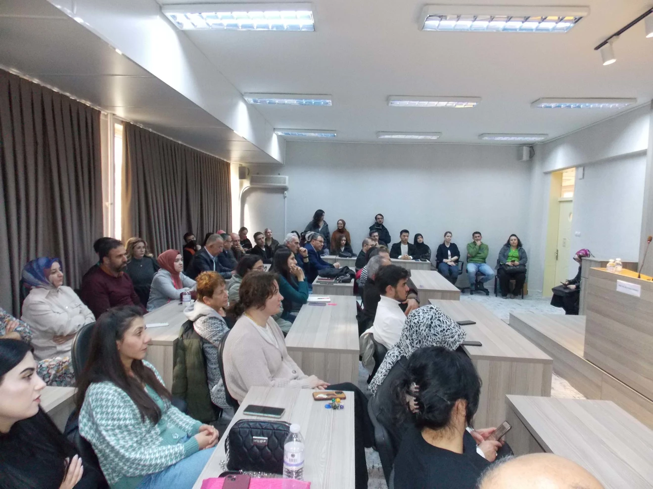 Edebiyat Fakültesinde "Felsefe ve Gönül" Konferansına Yoğun İlgi
